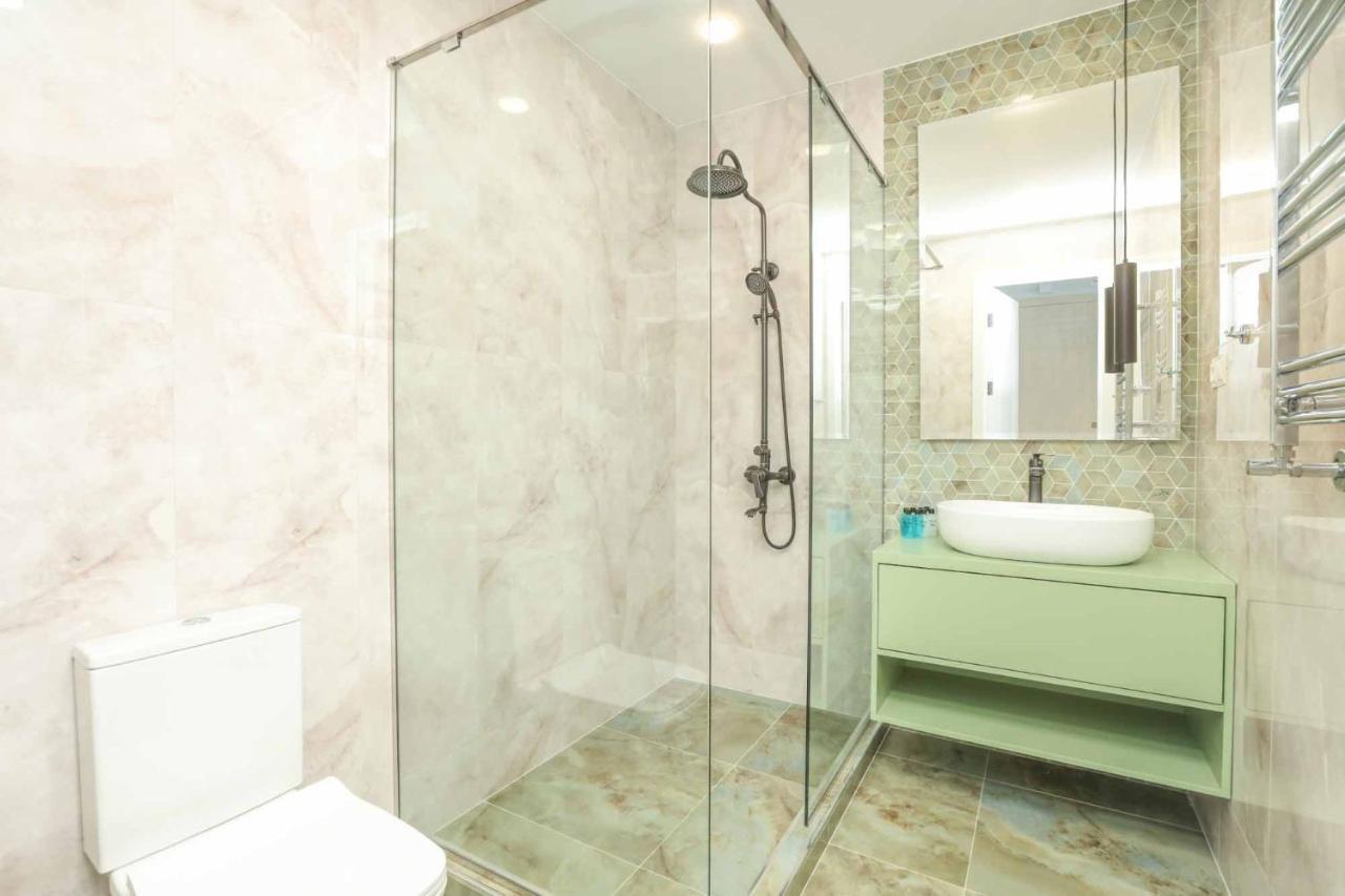 Stay Inn Apartments On Amiryan 26/4 Erivan Exterior foto
